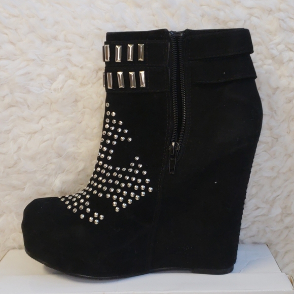 👢WOMEN'S BERKELEY STYLE WEDGE ANKLE BOOT👢 - Picture 3 of 10